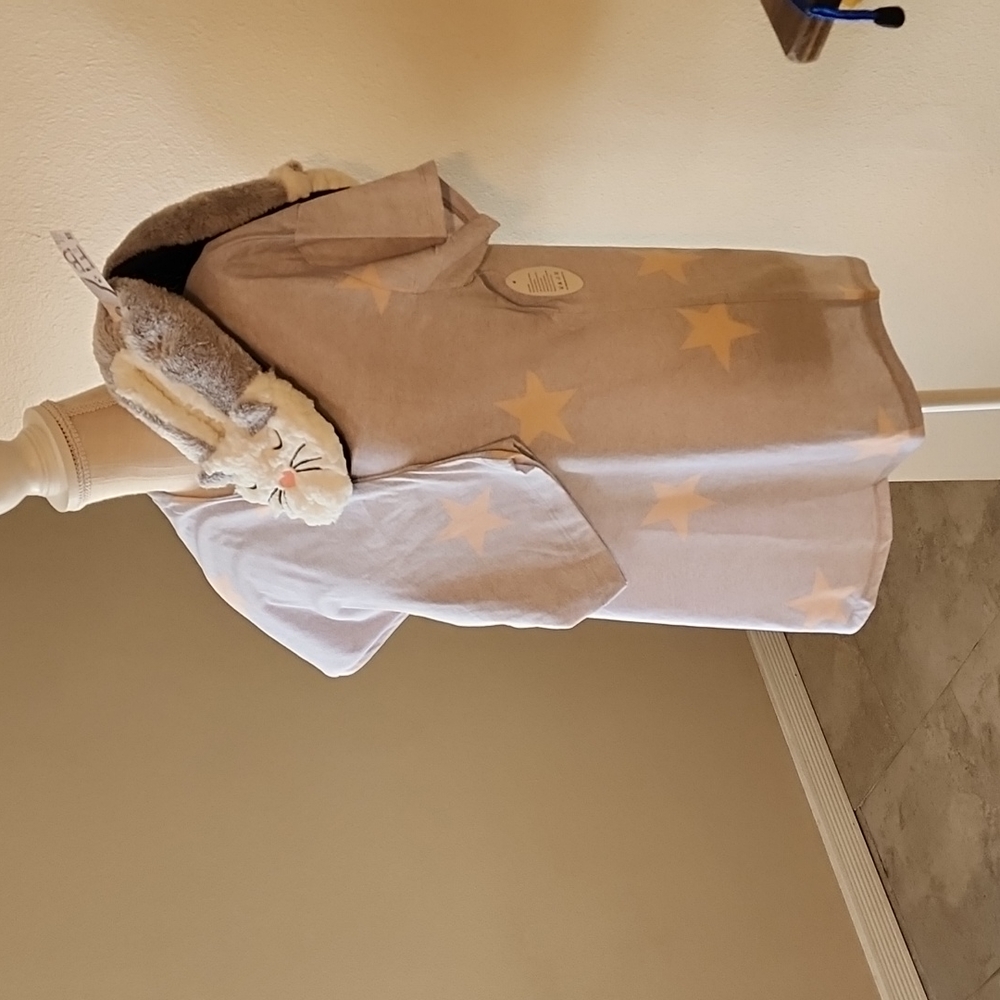 Women's SZ M PJs and slipper sock set NWT